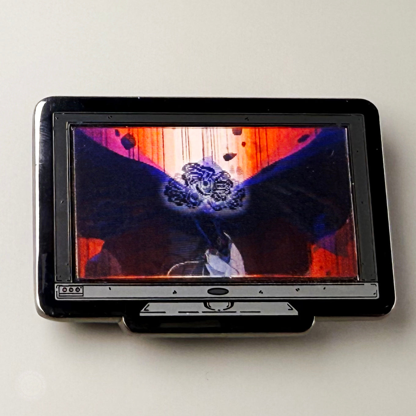 Monitor Lenticular {Teen Titans} Raven Enamel Pin