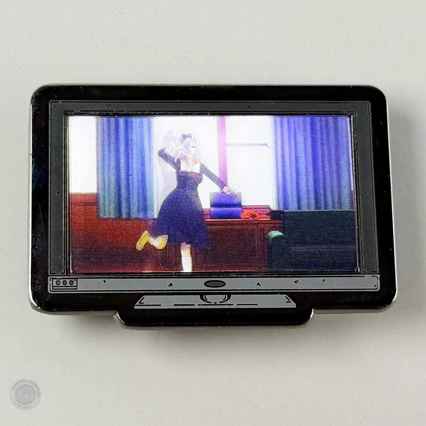 Monitor Lenticular (Kaguya Sama Love Is War} Chika Dance Enamel Pin