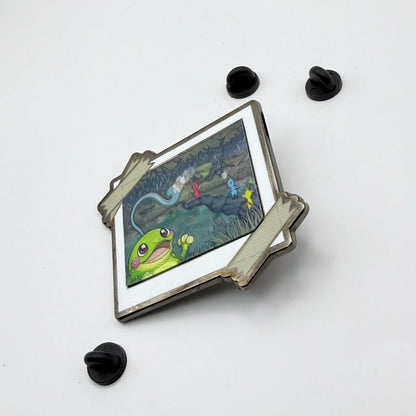 Lenticular Polaroid Politoed X Pikmin 2.5" Enamel PIn