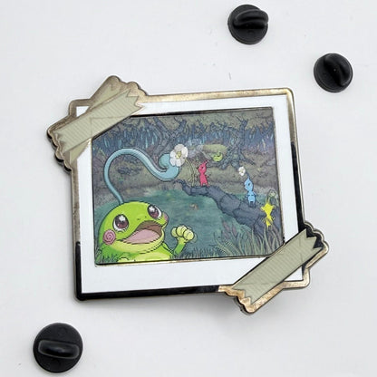 Lenticular Polaroid Politoed X Pikmin 2.5" Enamel PIn