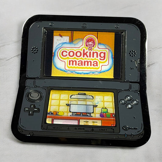 3DS Lenticular Cooking Mama Enamel Pin