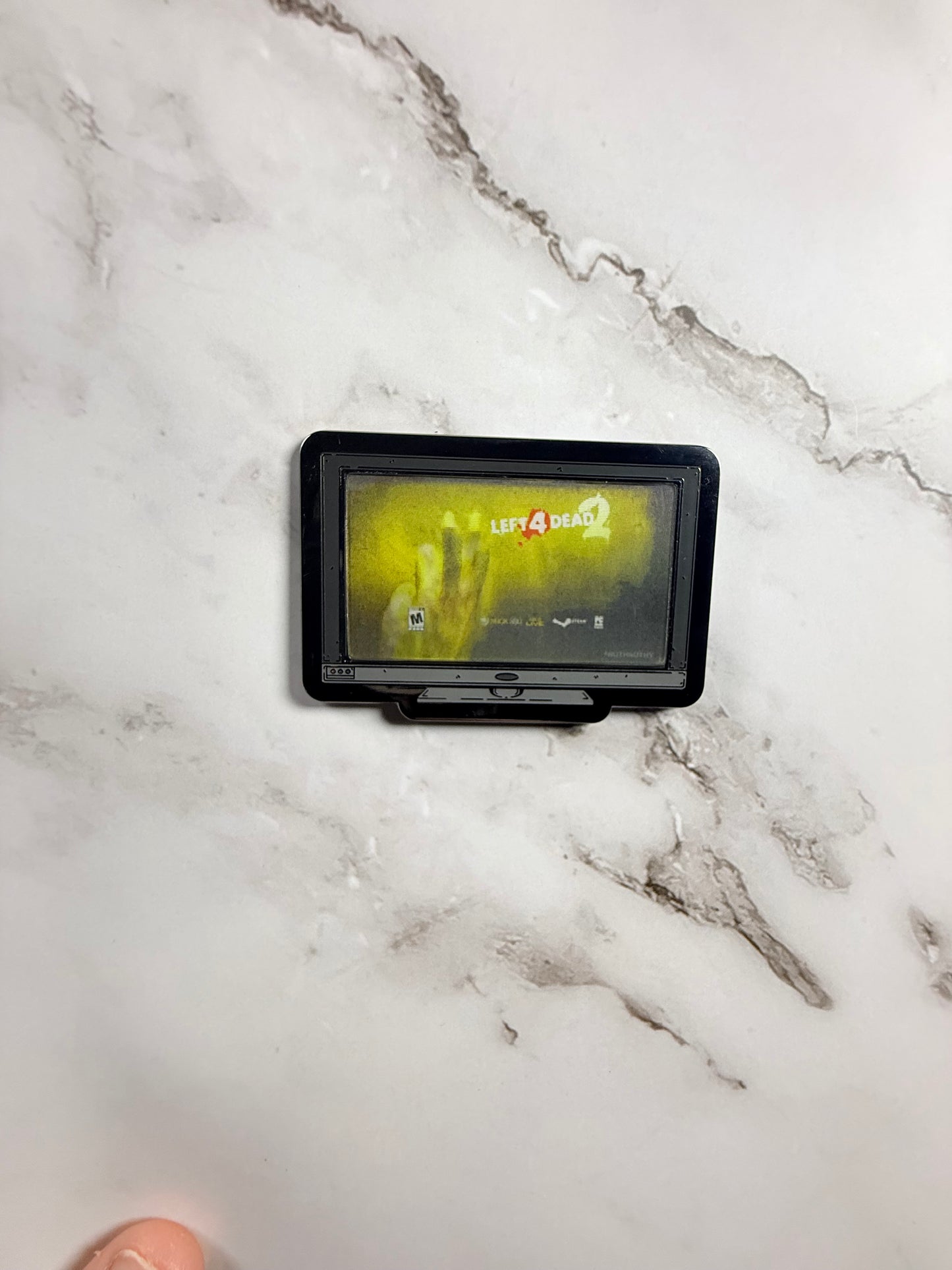 Monitor Lenticular Left 4 Dead 2 Enamel Pin
