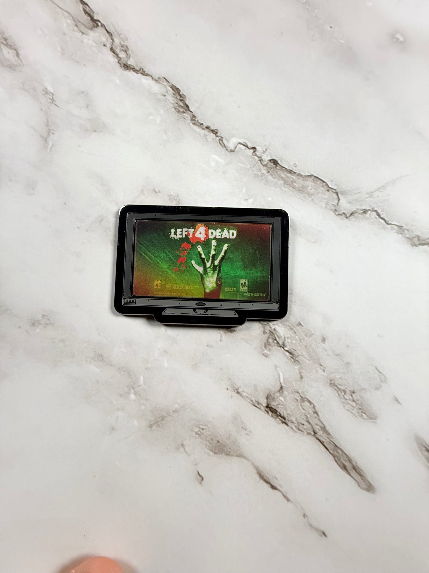 Monitor Lenticular Left 4 Dead Enamel Pin