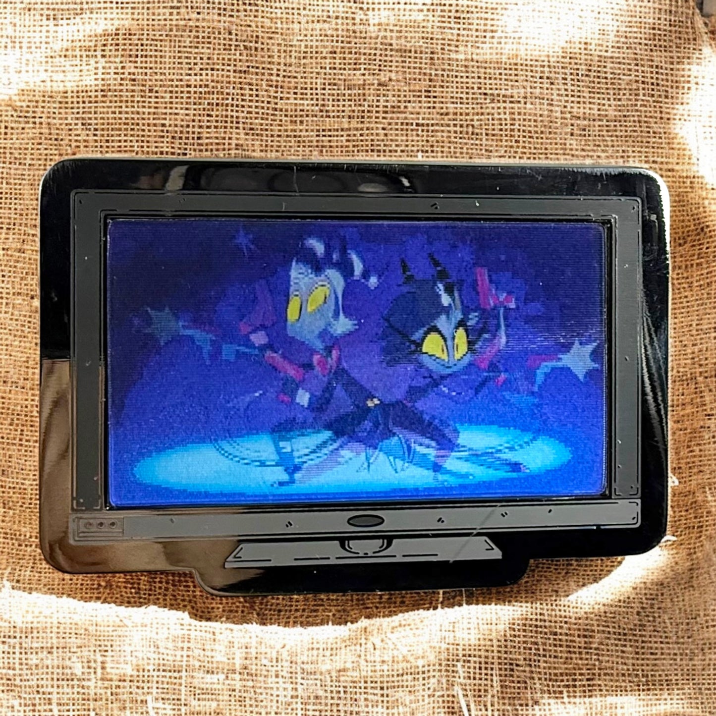 Monitor Lenticular {Helluva Boss} Millie and Moxxie Enamel Pin